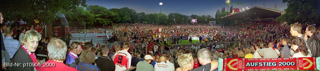 Bild Nr. p10906_2000: Jubel im Stadion der Freundschaft